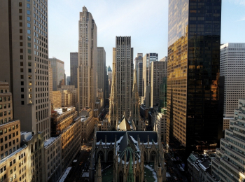 программа Fashion One: New York Fashion Week Season 2022/2023 Alex S Yu