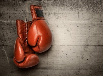 программа МАТЧ! Боец: Новая классика Профессиональный бокс Денис Лебедев против Мурата Гассиева Максим Власов против Рахима Чахкиева