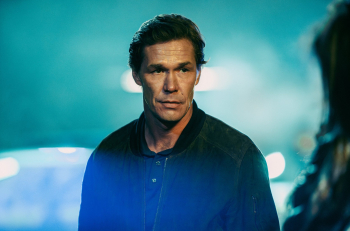 Опасная близость кадры