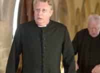 Отец-Браун-Кошка-Мастигатуса-Цветок-Фервея