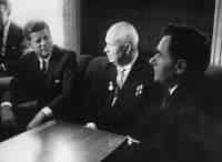 Отравленные-сигары-и-ракеты-на-Кубе