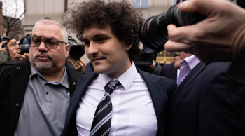 программа А1: Падение криптокороля