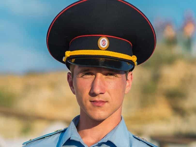Пляж-Жаркий-сезон-1-серия