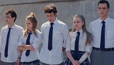Сериалы Нетфликс про любовь