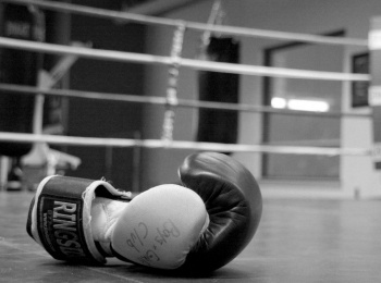 Профессиональный-бокс-Марк-Петровский-против-Владислава-Вишева-Артур-Субханкулов-против-Лазаруса-Шанингвы