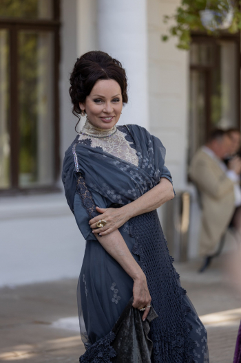 программа Наш кинороман: Провинциальный детектив Пока смерть не соединит нас Часть 3