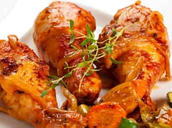 программа ЕДА: Птица От филе до фарша Томленный в собственном жиру гусь с овощами и ананасами с гарниром из печеных яблочек с медом и клюквой