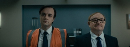 Сара Штерн и фильм Семейка с приветом: Новогодние разборки (2021)