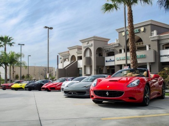 программа Fashion One: Supercar Palm Beach Pilot Episode