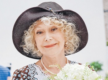 программа Центральное телевидение: Светлана Немоляева И жизнь, и театр, и любовь