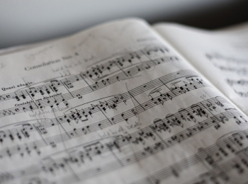 Торжественное-собрание-и-праздничный-концерт,-посвященные-Дню