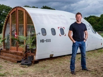 программа Загородный: Удивительные постройки с Джорджем Кларком Дома из машин