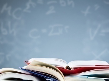 программа Центральное телевидение: Вспоминайте иногда вашего студента!