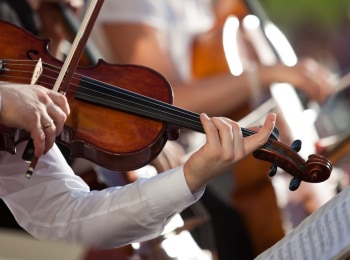 программа ОТР: Выступление Академического симфонического оркестра Московской филармонии