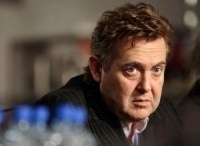 Юрий-Стоянов-Поздно-не-бывает