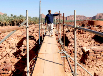 программа National Geographic: Затерянные сокровища Аравии Древний город Дадан