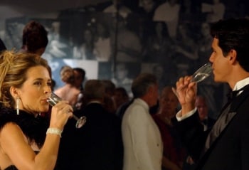 программа 8 канал: Знаменитость 43 серия