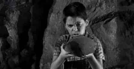 20 миллионов миль от Земли кадры