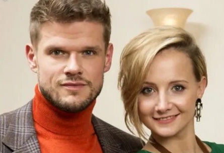 Три жены для одного красавца: история любви Владимира Яглыча кадры