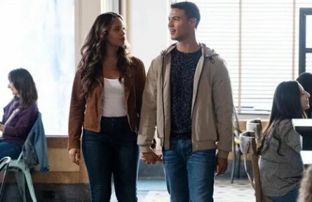 5 причин остаться дома кадры