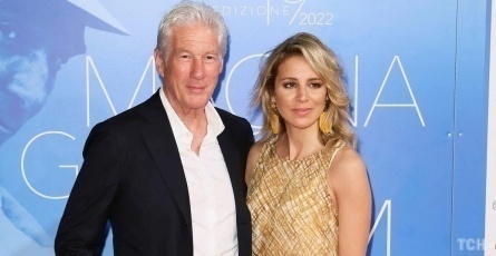 Ричард Гир стал отцом в третий раз в 70 лет: кто такая его молодая и прекрасная жена? кадры
