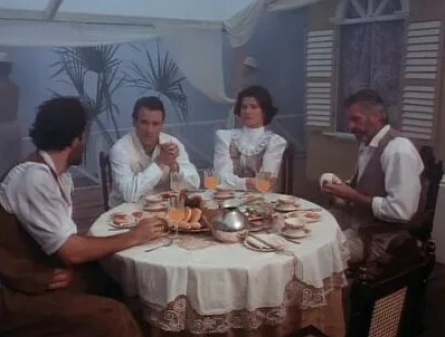 800 лье вниз по Амазонке кадры