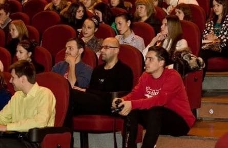 Агентства кадры