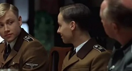 Академия смерти кадры