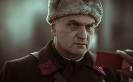 Александр Балуев стал холостяком кадры