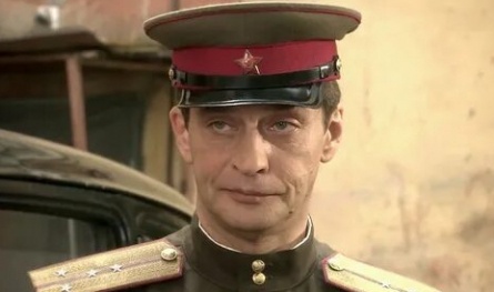 Александр Домогаров увлекся Еленой Бережной кадры