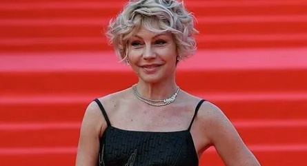 Жди меня: Алена Бабенко - новая ведущая, которая оживит шоу свежим дыханием кадры