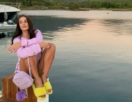 Алена Водонаева опровергла слухи о разводе кадры