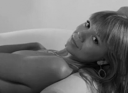 Алла Михеева обнажилась для Maxim кадры