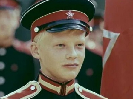 Алые погоны кадры
