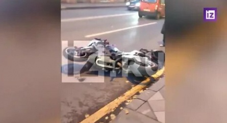 Арсений Шаров сбил байкера кадры