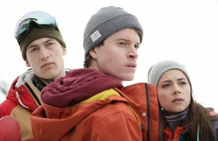 Атака зомби в кожаных штанах кадры