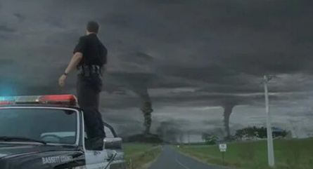 Атомный смерч кадры