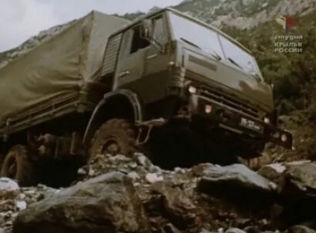 Автомобили в погонах кадры