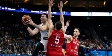 Баскетбол. Чемпионат Европы кадры Баскетбол. Чемпионат Европы кадры