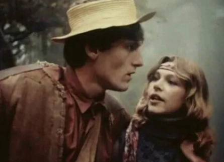 Бедный Джонни и Арника кадры