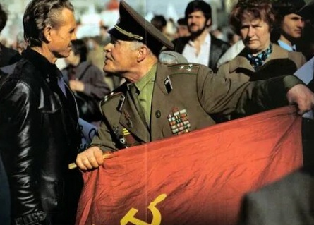 Белые флаги кадры