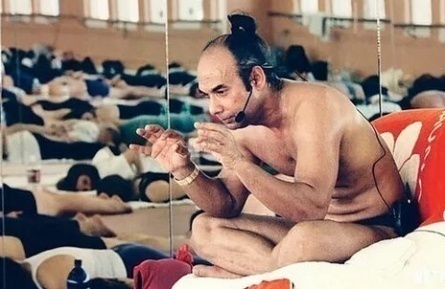 Бикрам: Йог, гуру, хищник кадры