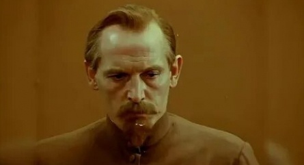 Бой на перекрестке кадры