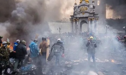 Бойня на Майдане кадры