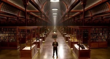 Большая библиотека кадры