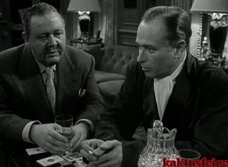 Большие часы кадры