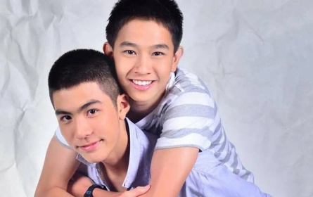 Братский роман кадры