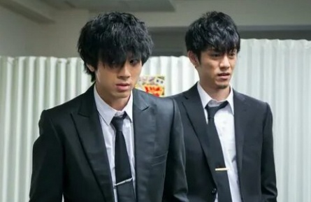 Бродячие псы кадры