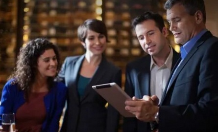 Business 4 Life кадры