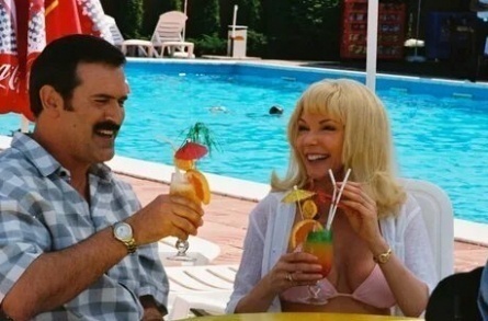 Человек с кричащим мозгом кадры